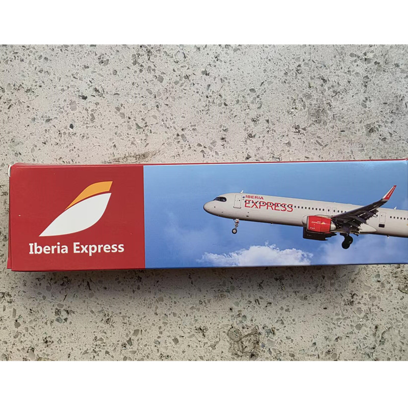 Model Airplane Plastic - Nouveau 1:200 échelle A321NEO espagne IBERIA