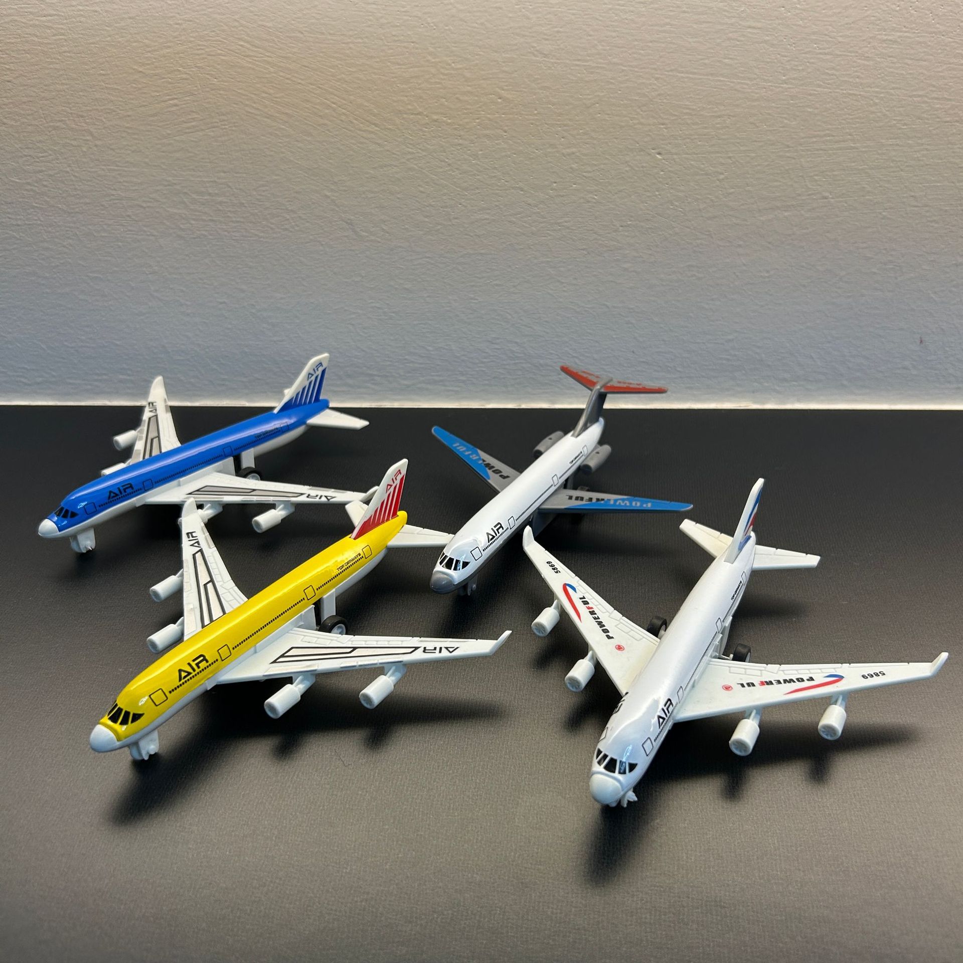 Élévateur en acrylique, présen - Pop Display Shelf avis et prix